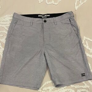 Billabong Men's Light Gray Submersibles Shorts Size 34